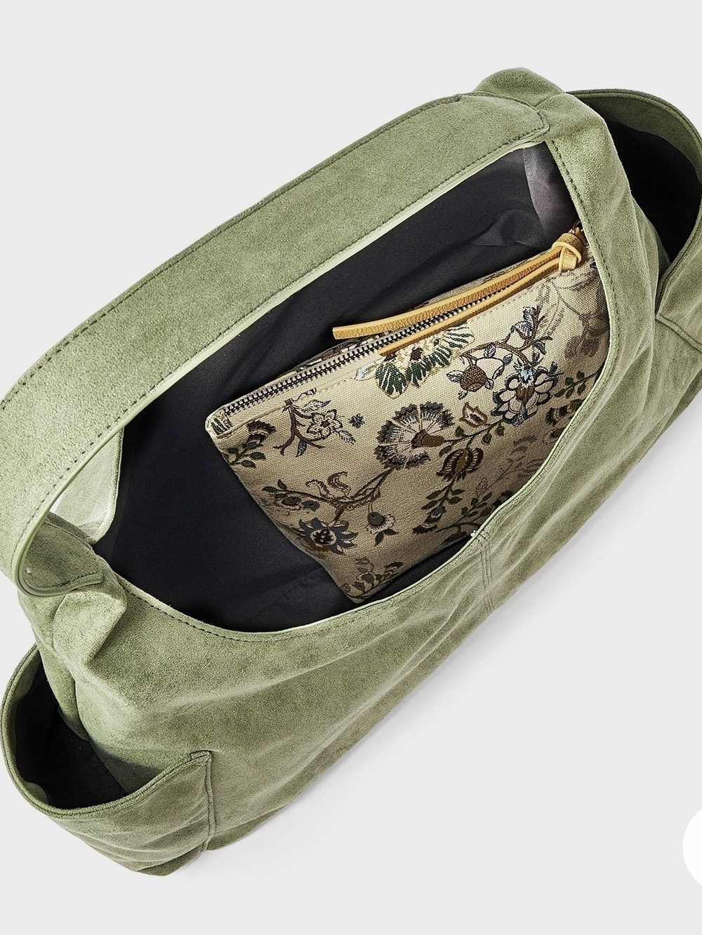 Wild Fable Fake Suede Xl Pocket Shoulder Bag - Picture 4 of 5